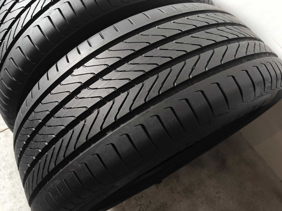 Шини літні комплект 235/50 R19 Continental PrimiumContact C