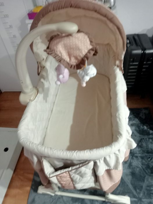 Kołyska niemowlęca