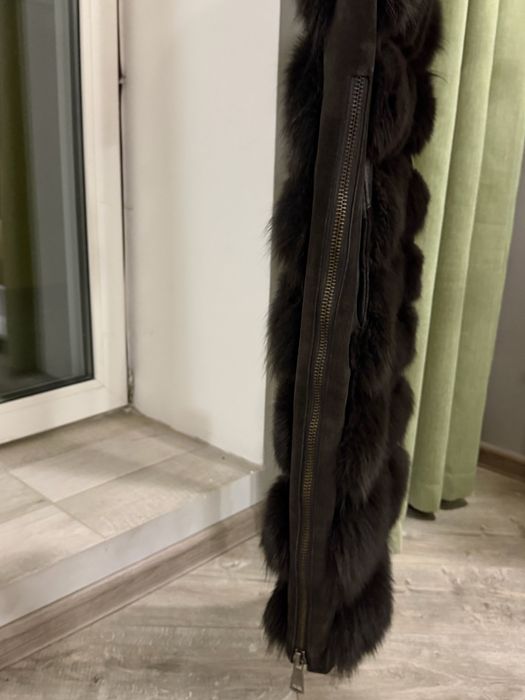 Желетка з натурального хутра