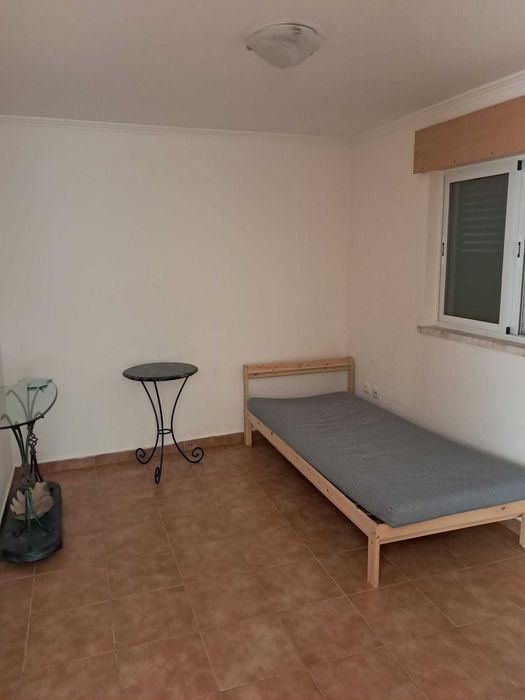 Moradia Térrea T2 Vale de Milhaços