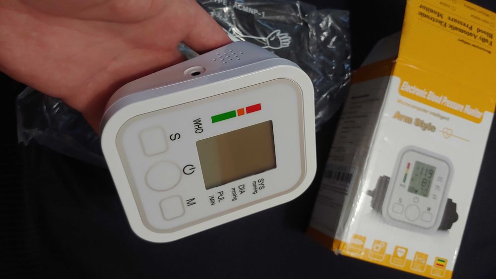 Тонометр автоматический для измерения давления аритмия Помнит новый