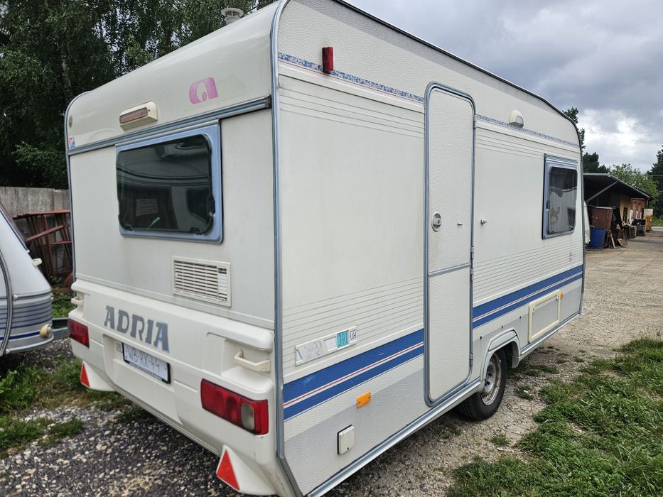 Przyczepa kempingowa Adria 390 z 2001r Bojler przedsionek 1100Dmc
