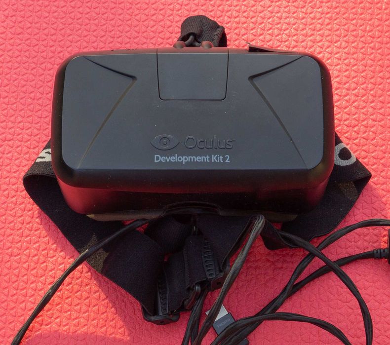 Oculus Rift Development Kit 2 (DK2) – повна комплектація з коробкою