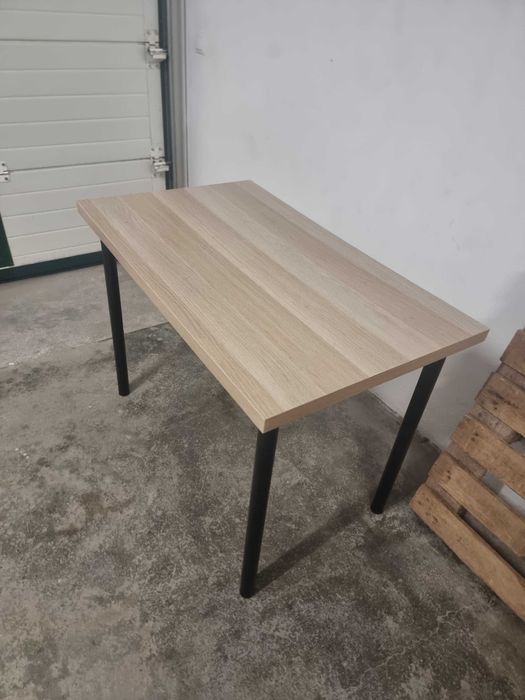 Mesa ikea, desmontável 1 metro