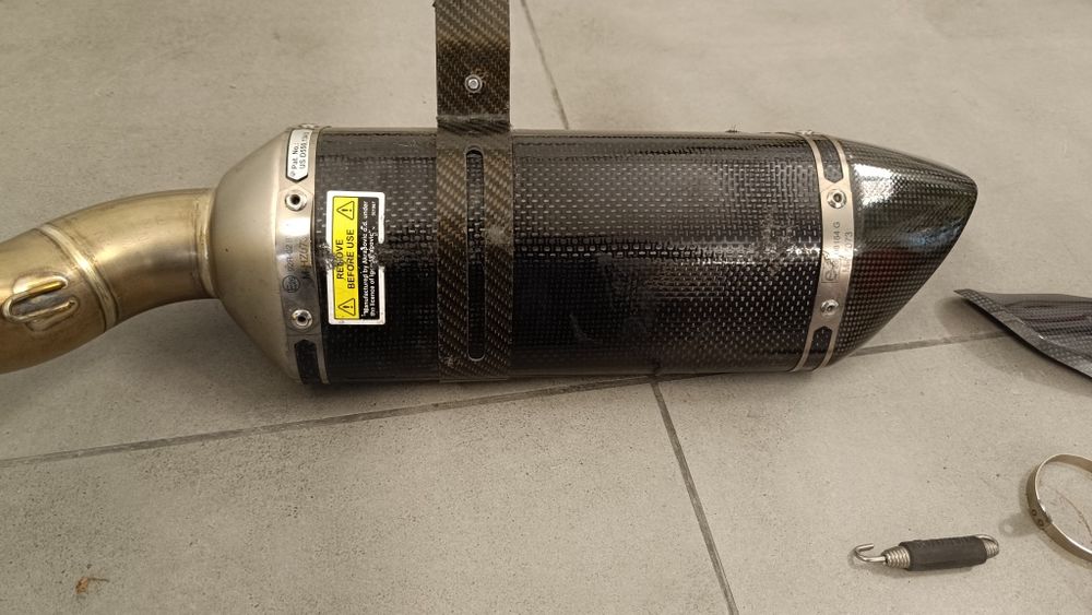 Kawasaki z900 AKRAPOVIC komplet z osłoną i obejma Polecam