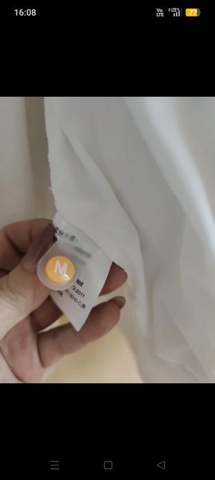 Biała piękna puchowa kurtka