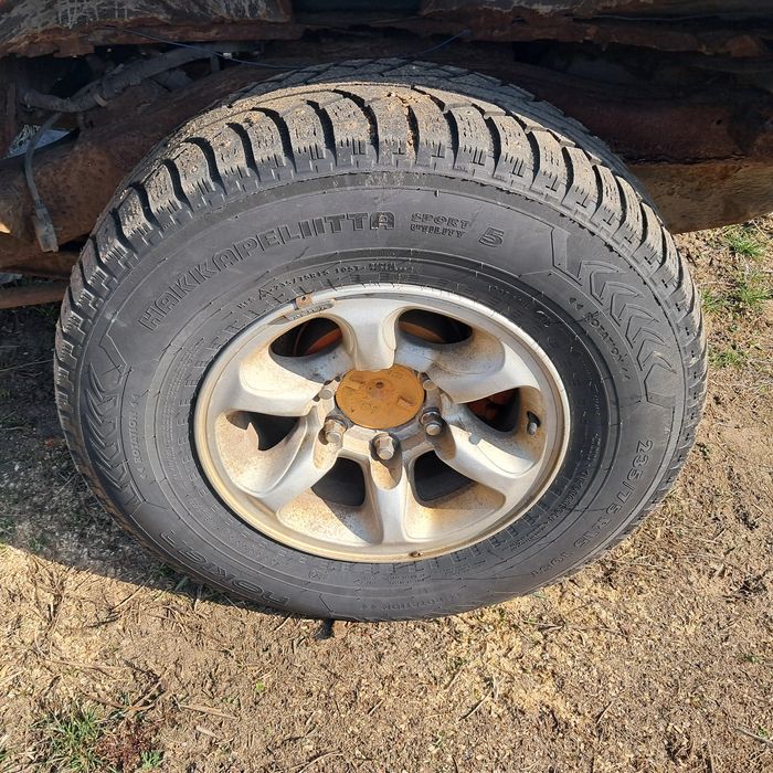 Felgi z oponami Mitsubishi Pajero 2