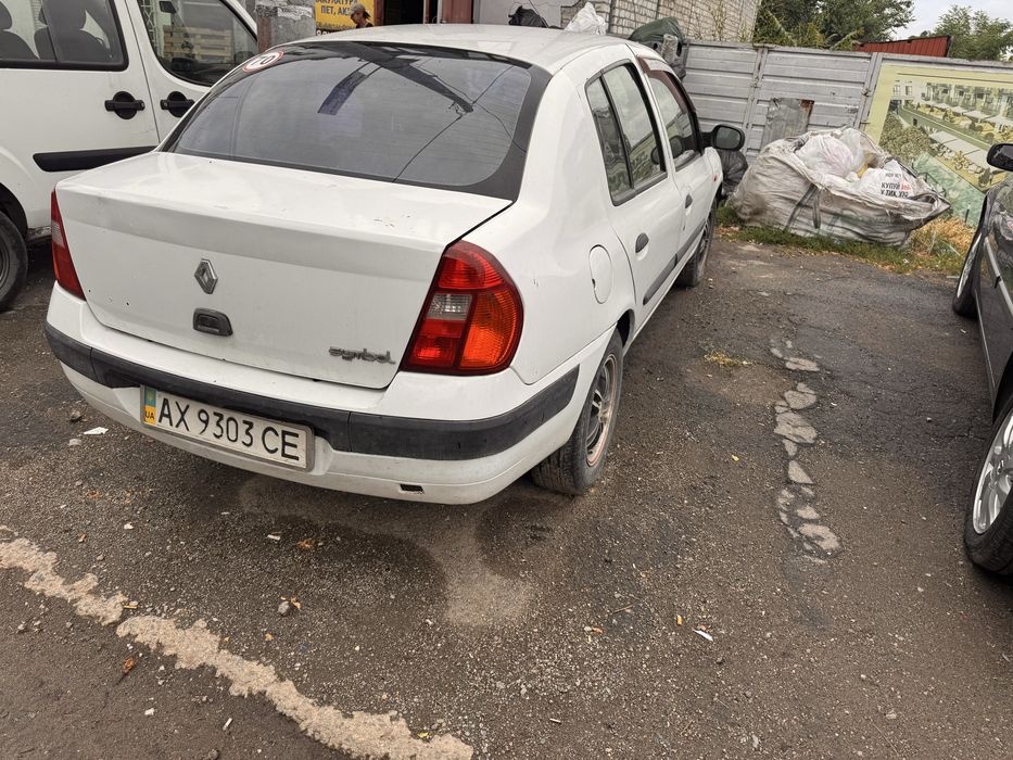 Продам рено клио 2003 год