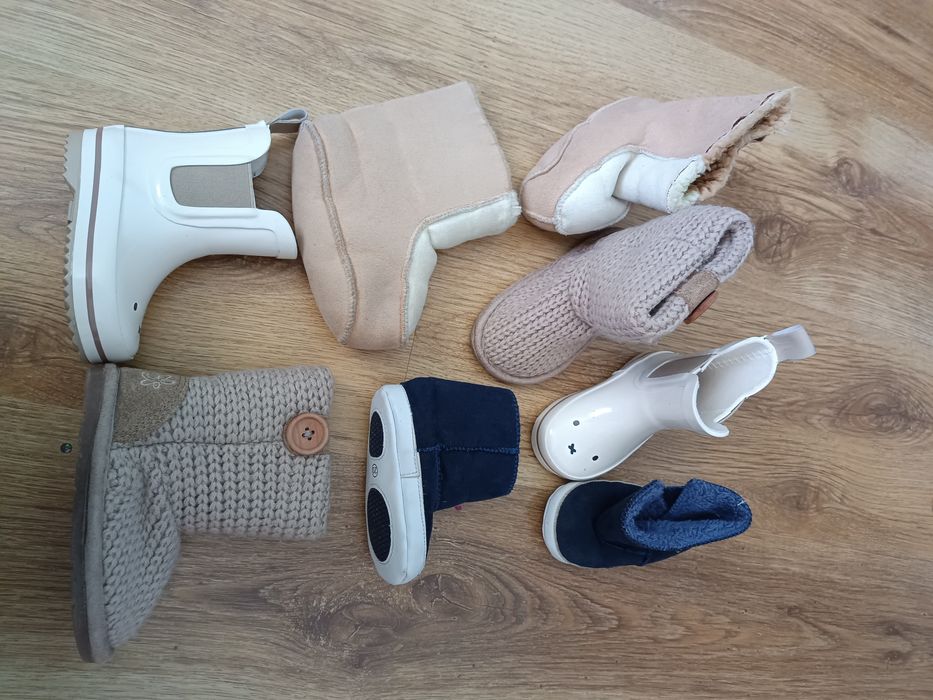 Взуття , черевички , чобітки