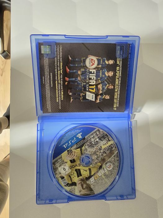 Gra fifa 17/18 ps4 Stan bardzo  dobry