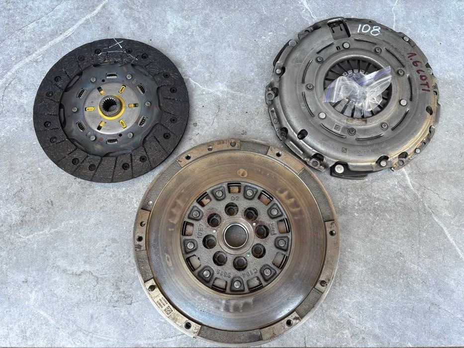 Комплект зчеплення Демпфер Opel Astra Insignia Zafira Mokka 1.6 CDTI