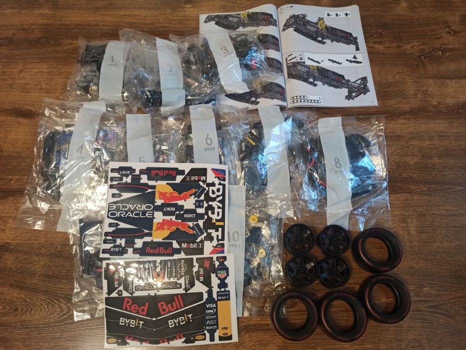 Конструктор сумісний з Lego Technic F1 Oracle Red Bull Racing RB-20, 1639 деталей, (42206).