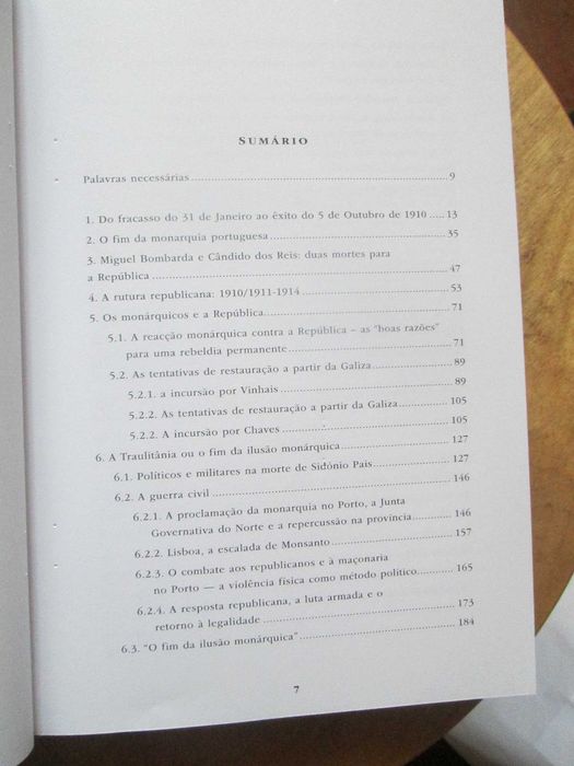 Avulsos de História Moderna, de Joaquim Romero Magalhães