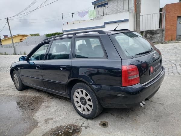 Para Peças Audi A4 Avant (8D5, B5)