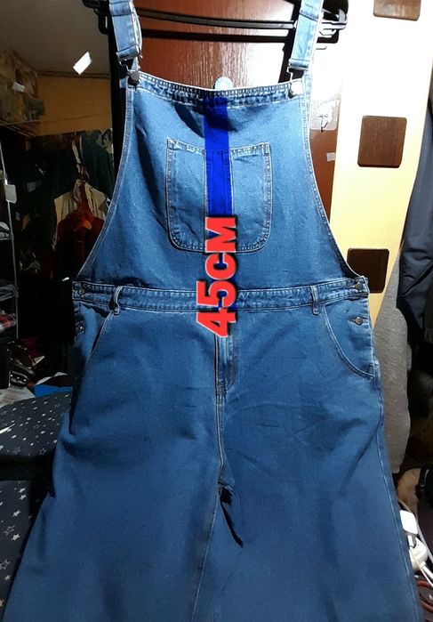 Ого-го какой размерчик мужской джинсовый комбинезон большой размер.