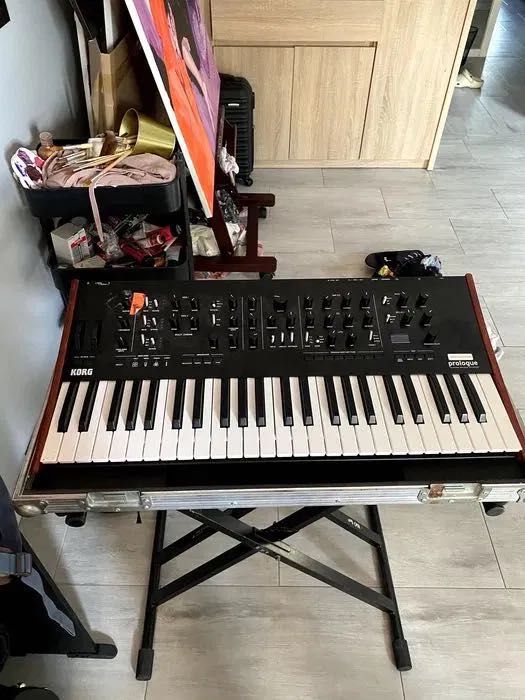Syntezator KORG PROLOGUE 8 + hardcase
