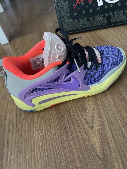 Кросівки баскетбольні, Nike, 39