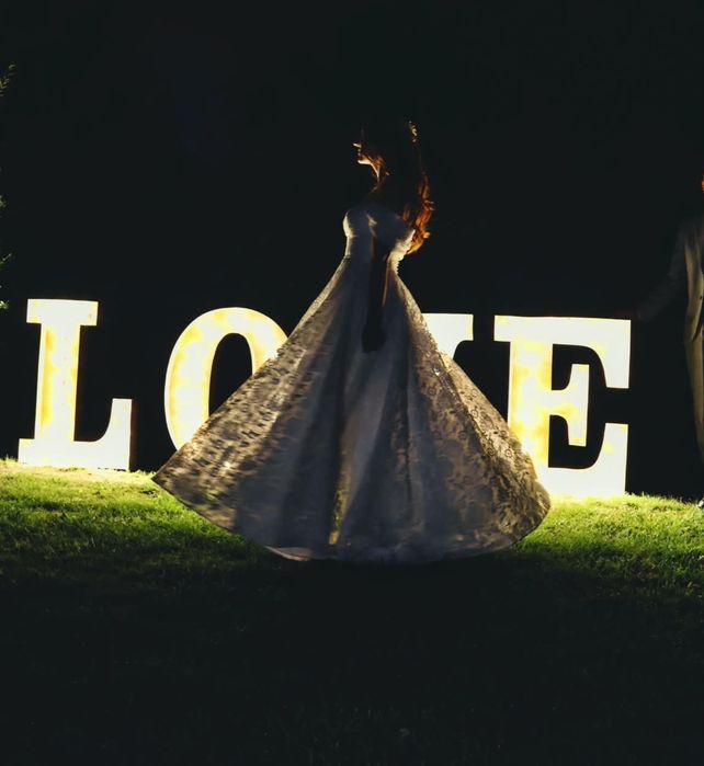 Piękna suknia ślubna rustykalna koronkowa 36 38