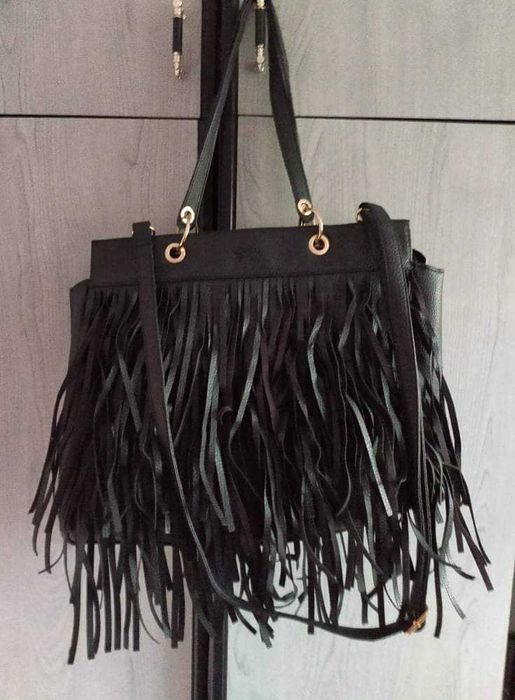 Torebka z frędzlami z CROPP