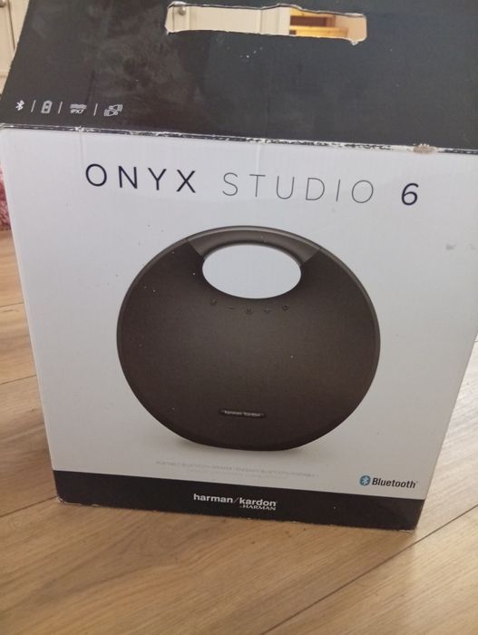 Harman Kardon  Onyx Studio 6