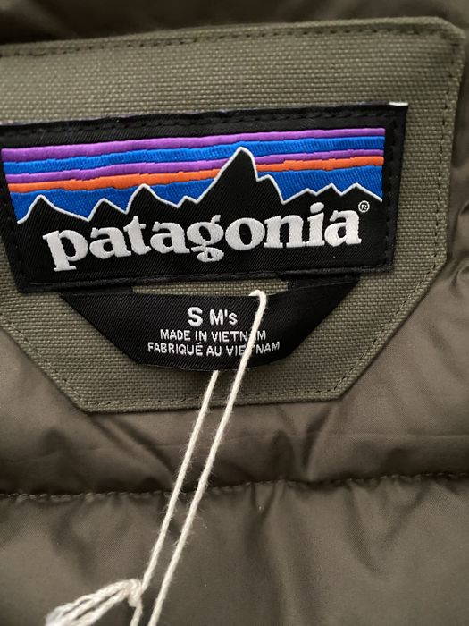 Patagonia Lone Mountain Parka basin green . S