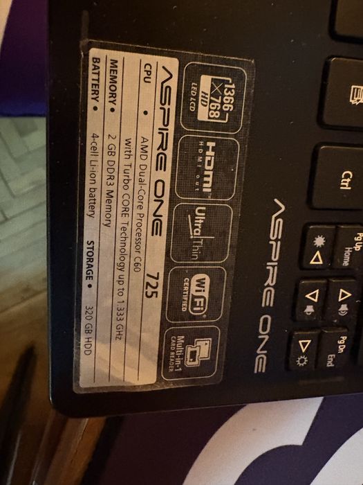 Ноутбук / нетбук aser aspire one 725