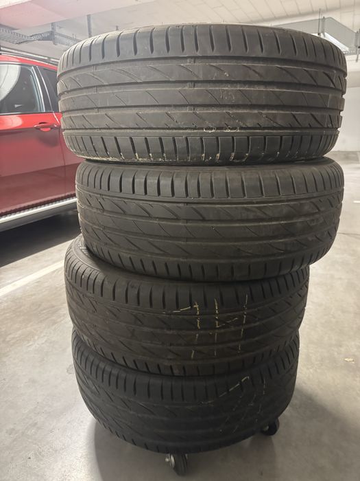 4 szt. opony letnie Maxxis Victra Sport 5 SUV 255/55/20 Range Rover