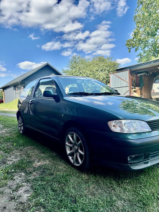 Seat ibiza 1.4 mpi niski przebieg