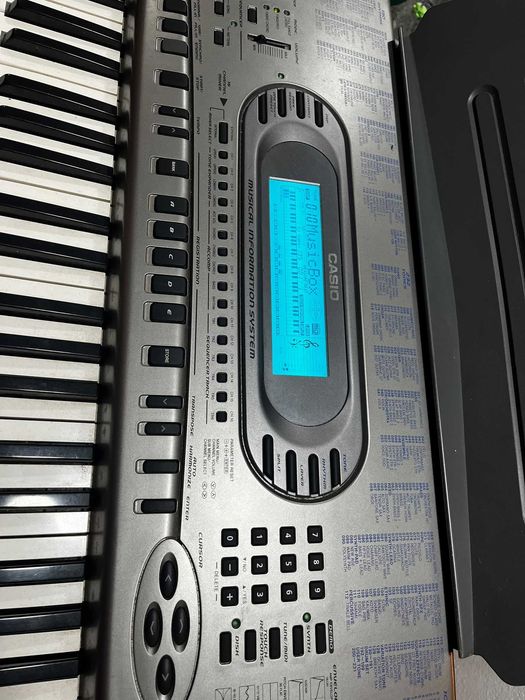 Piano Casio usado em bom estado