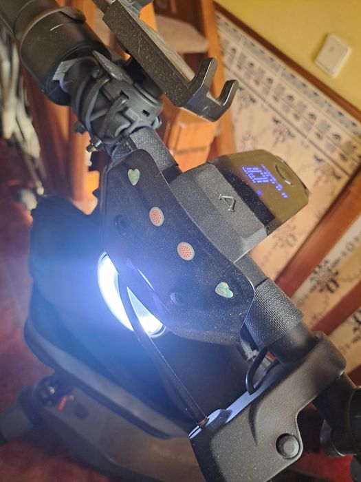 Trotineta NIU bem conservada