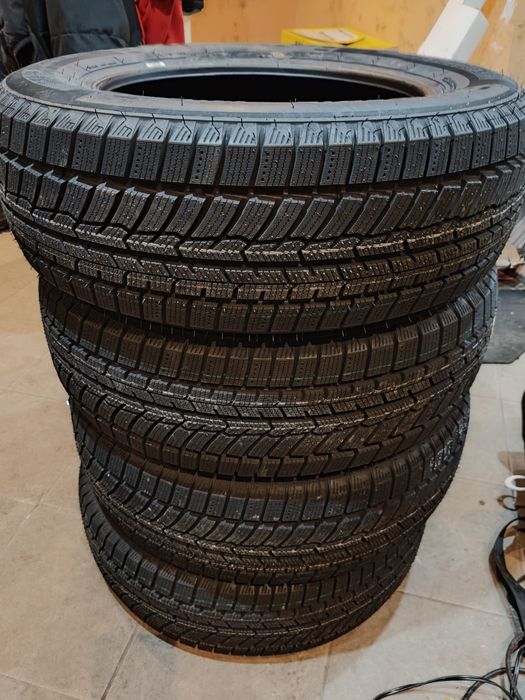 195/65 R15 Nowe Opony Zimowe * 4 Szt * Faktura Vat 23% *