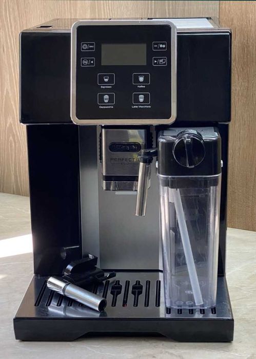 Кавомашина DeLonghi ESAM 420.40 B Perfecta Evo Макіято Латте Капучіно