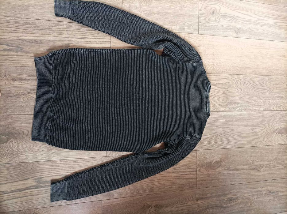 Sweter Blue Tribe rozm L