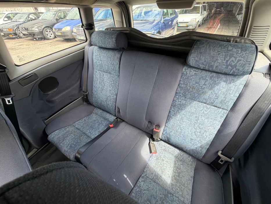 Alfa Romeo 145 1.4T.Spark L 103CV