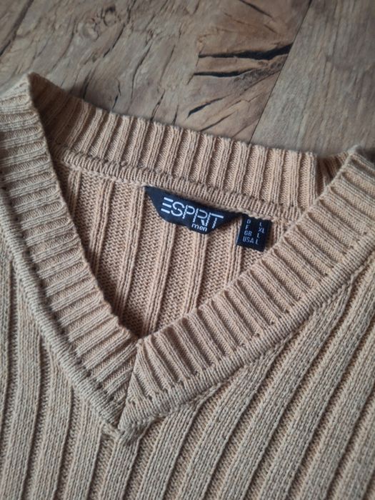 Męski beżowy sweter prążkowany Esprit L