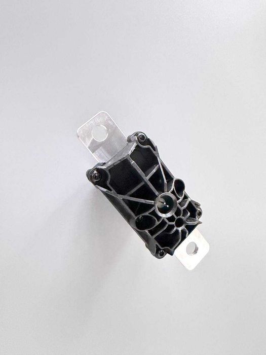 Піропатрон основної батареї TESLA Model 3/Y