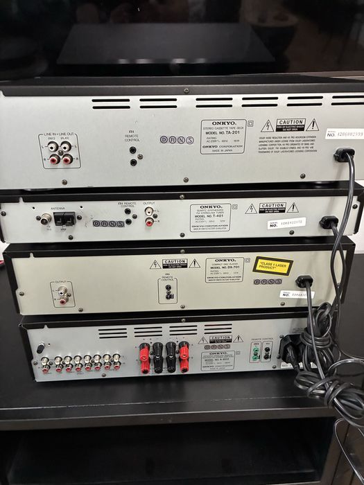 Onkyo A803 Dx701 T401 TA201 wierza z pilotem