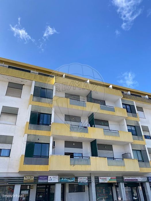 Arrecadação  para venda — Quinta do Conde, Setúbal