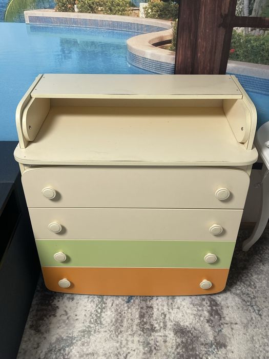 Дитячий пеленальний комод