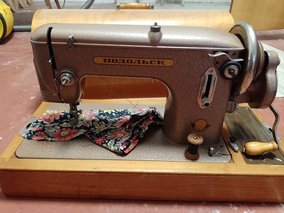 Продам швейную машинку Подольск