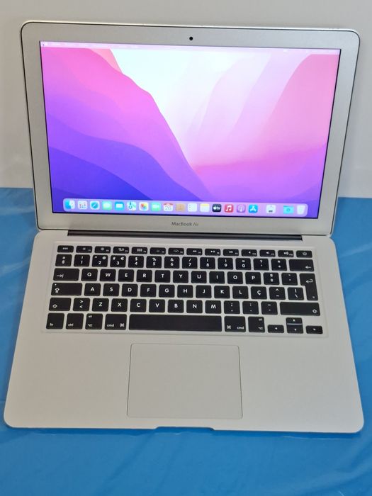 MacBook Air Ecrã Retina de 13.3'' | Intel Core i5 a 1,8GHz |  disco SSD PCie | MacOS Catalina | Impecável