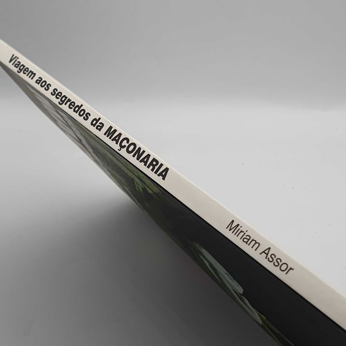 Livro - Miriam Assor - Viagem aos Segredos da Maçonaria - PAR4
