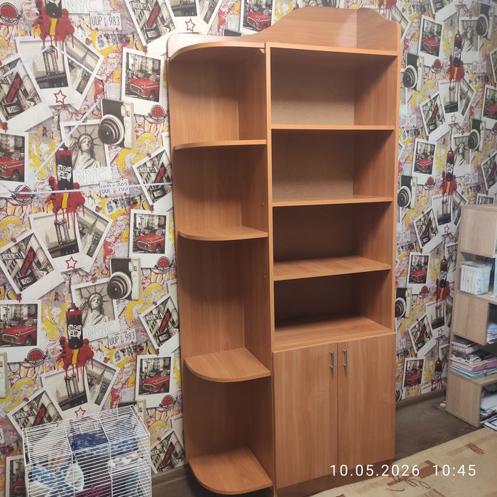 Продам книжкову шафу