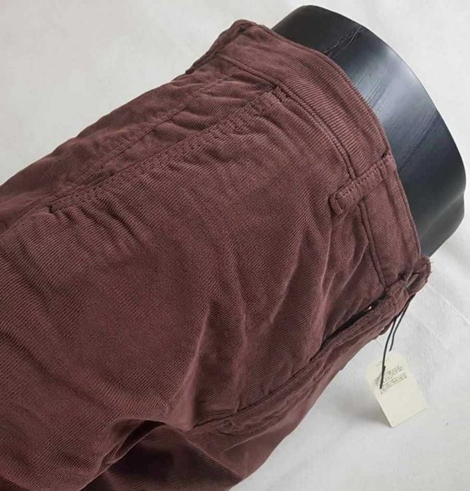 Męskie spodnie sztruksowe Levi's - XX Chino Levis brązowe nowe W32/L34