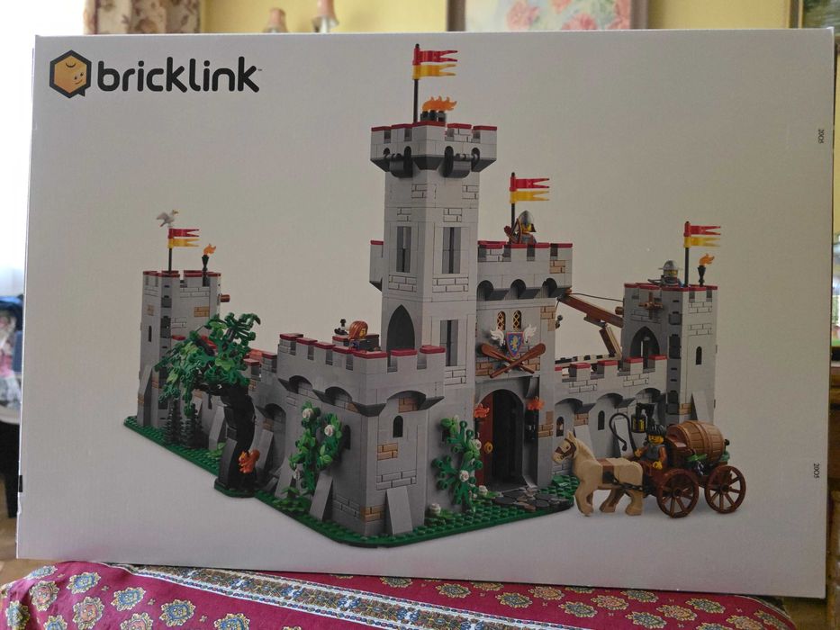 Lego Bricklink 910047 - Średniowieczny nadmorski rynek.