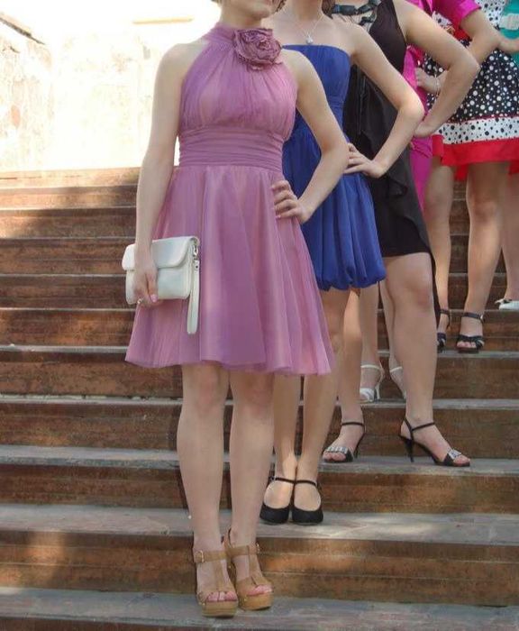 Красива сукня, розмір 44(український)