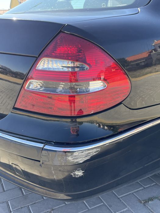 Mercedes e220 W211