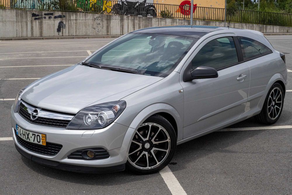 Opel Astra H GTC 1.7 110cv