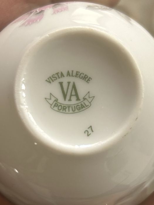 Magnífico Serviço de Café Vista Alegre Vintage - 12 Pessoas (27 Peças) - Nunca usado