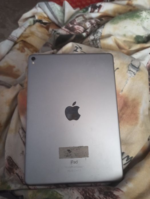 Айпад про 9.7 32гб